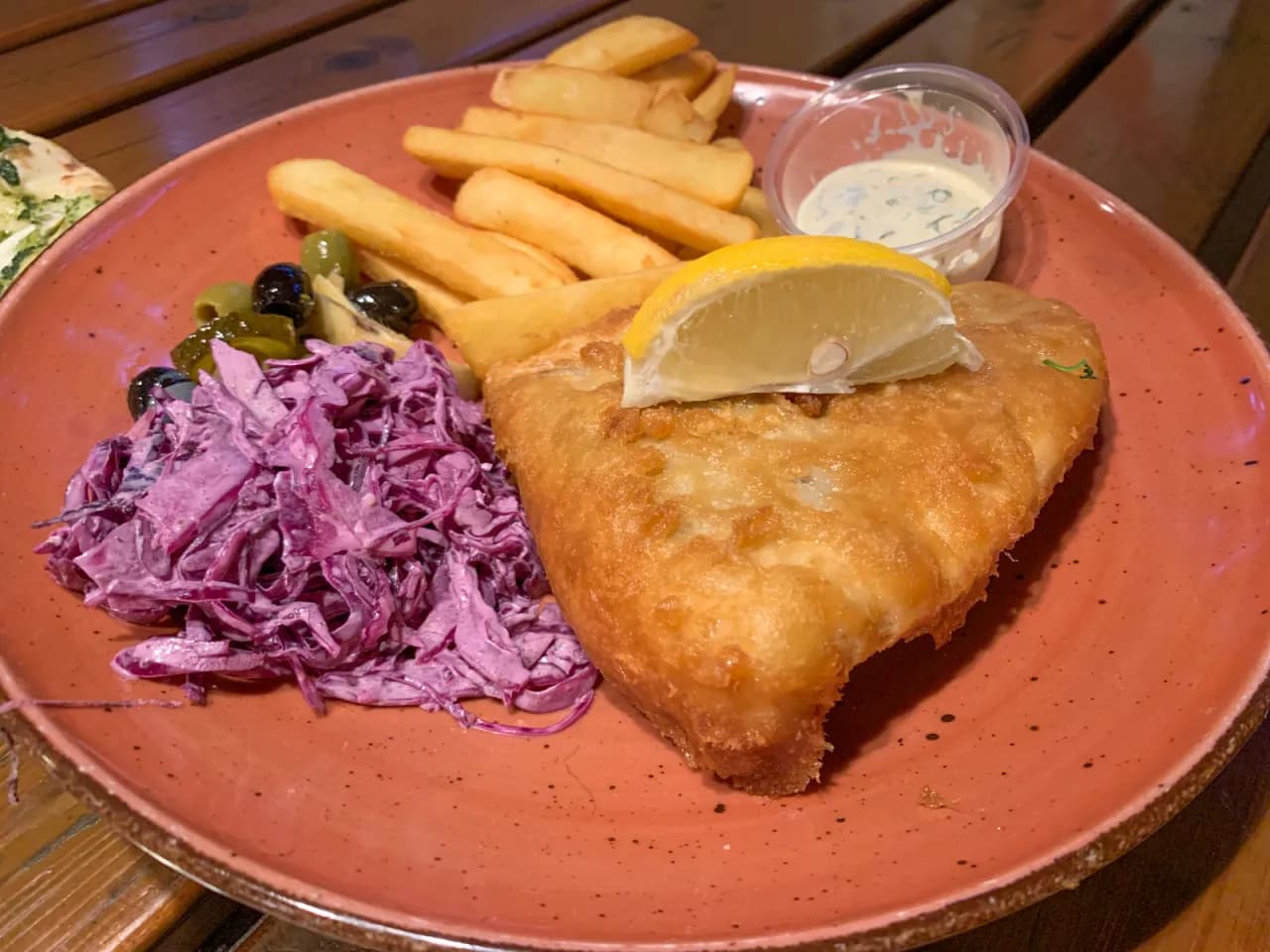 Dębki gdzie zjeść - najlepsze miejsca na smaczne posiłki nad morzem