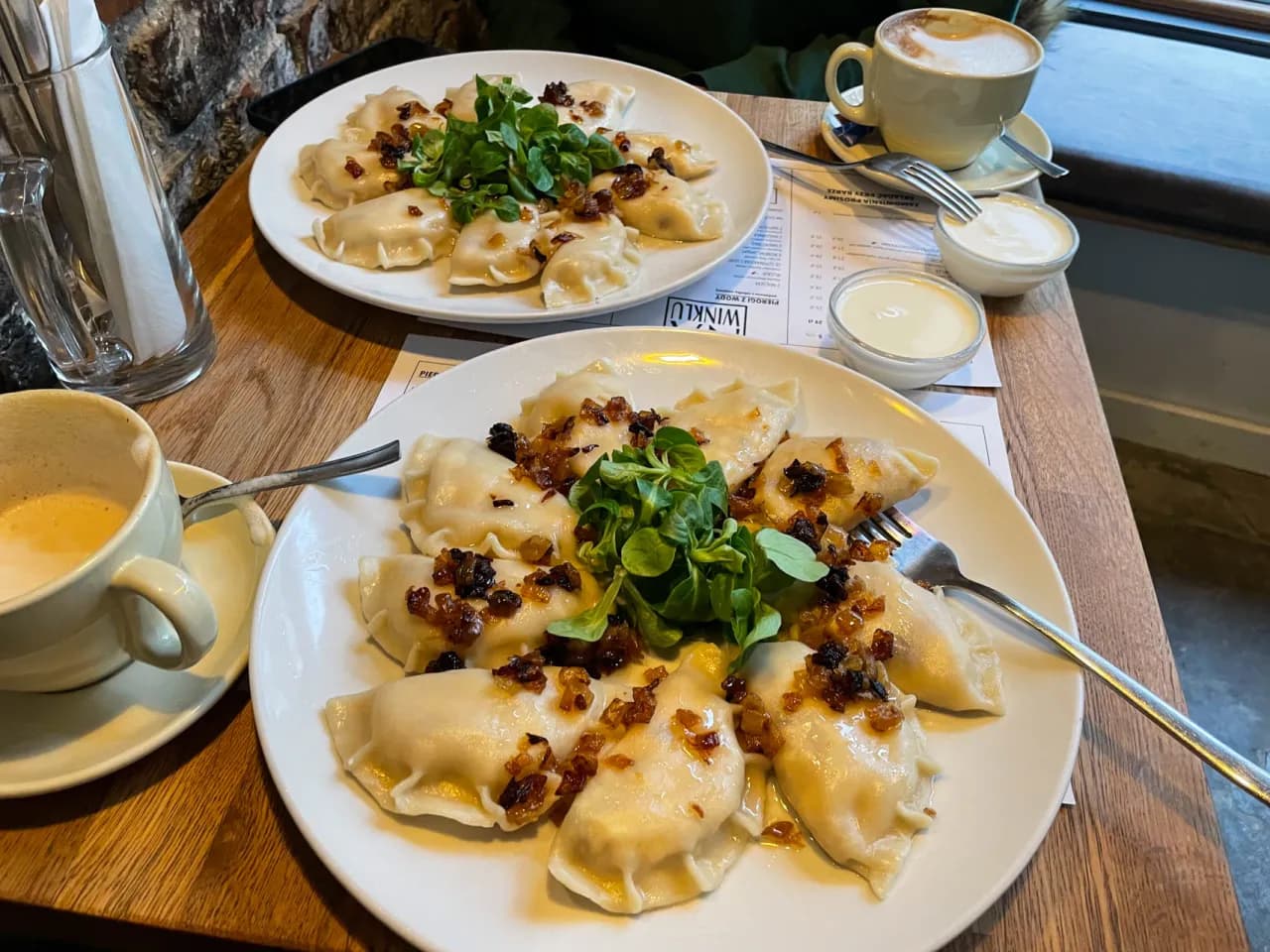 Co warto zjeść w Poznaniu? Odkryj wyjątkowe lokalne smaki