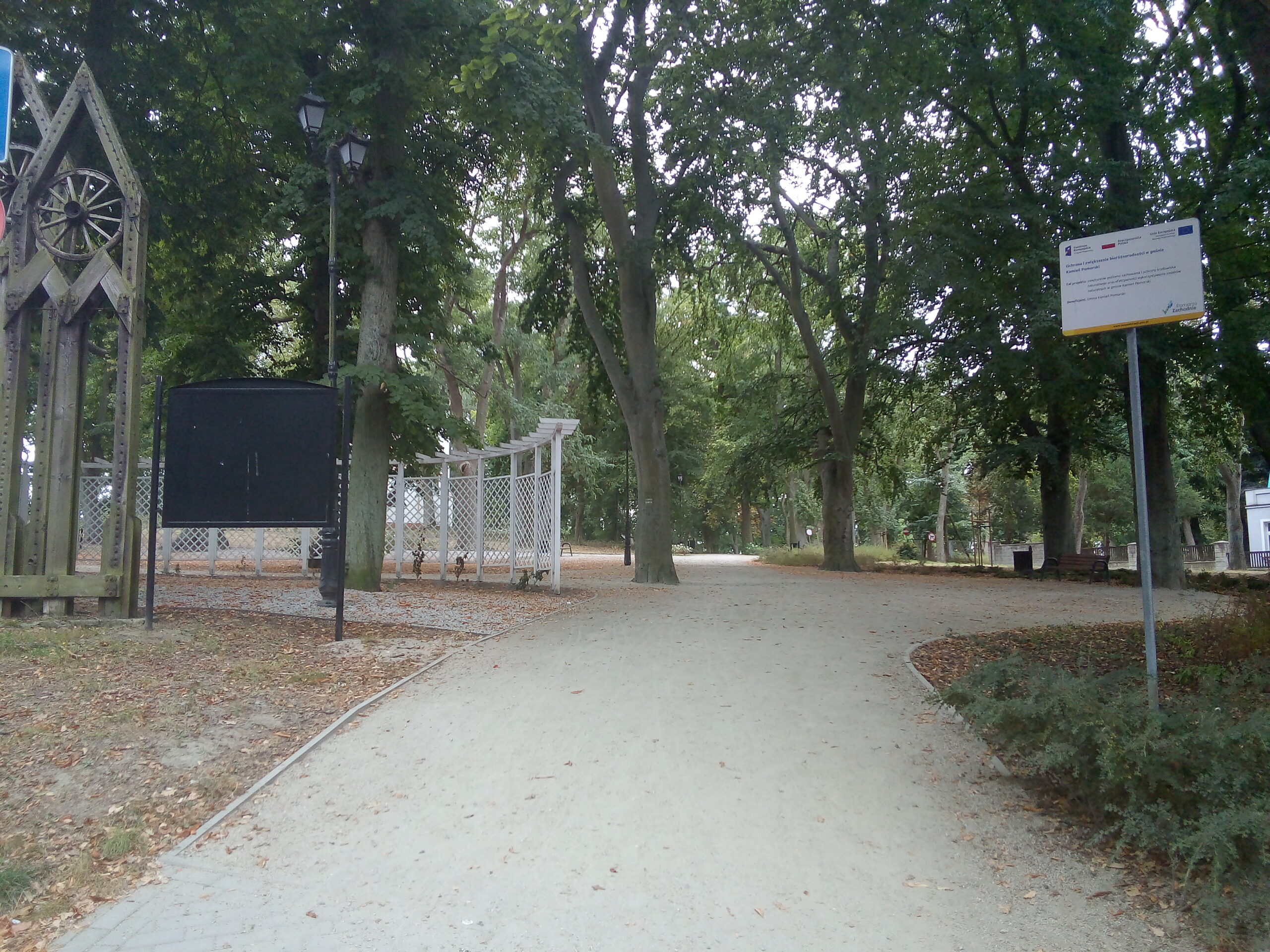 Park Jana Pawła II wciąż bez godnego oznakowania