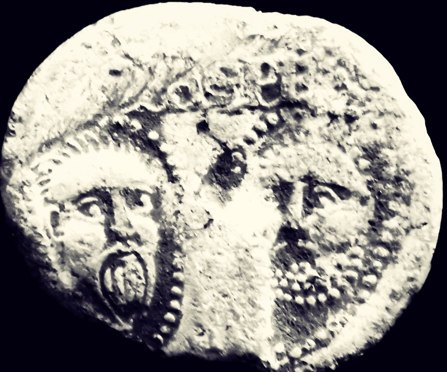 Pieczęć Benedykta XIII. Jedno z najważniejszych odkryć archeologicznych 2020 roku!