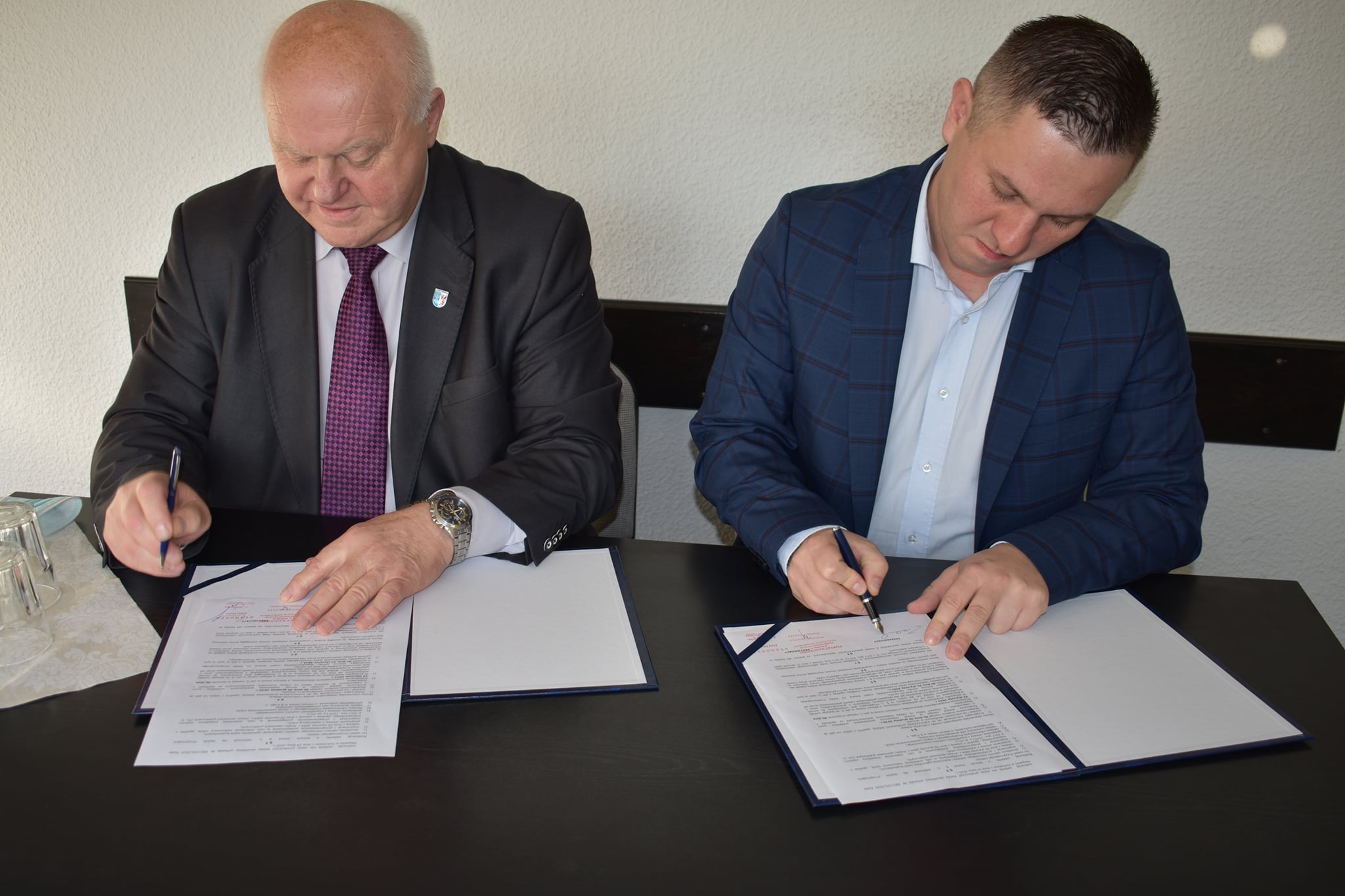 Umowa na III etap modernizacji drogi w Kłębach podpisana